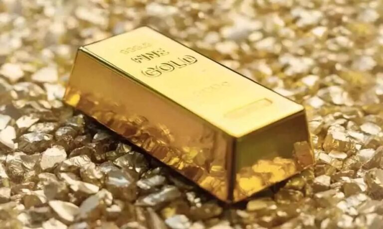 Gold Price Holds Firm Near $3,230 Despite Improved Risk Appetite